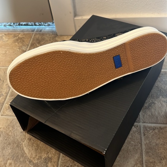 KEDS NWOT size 8.5 slip on! Rifle Paper Co collaboration - Picture 3 of 6